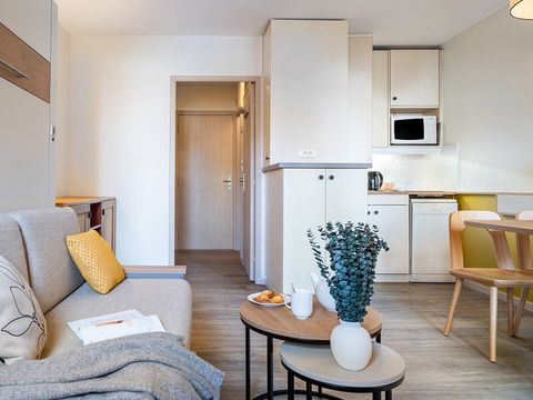 STUDIO 4 personnes - Studio 4 personnes, 1 coin nuit, balcon, climatisé, vue cour, rénové