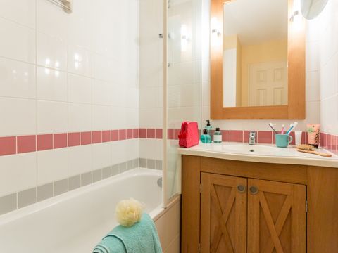 APPARTEMENT 5 personnes - 1 chambre - Terrasse ou balcon - Vue Piscine