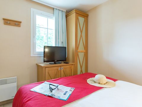 APPARTEMENT 5 personnes - 1 chambre - Terrasse ou balcon - Vue Piscine