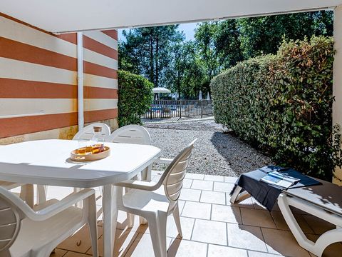 Appartement 6 personnes - 1 chambre + 1 coin nuit - Terrasse ou balcon - Vue piscine
