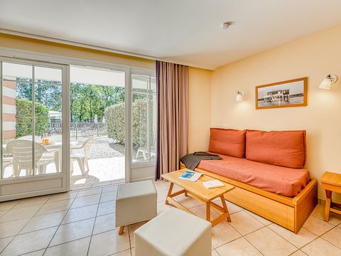 APPARTEMENT 6 personnes - 1 chambre + 1 coin nuit - Terrasse ou balcon - Vue piscine