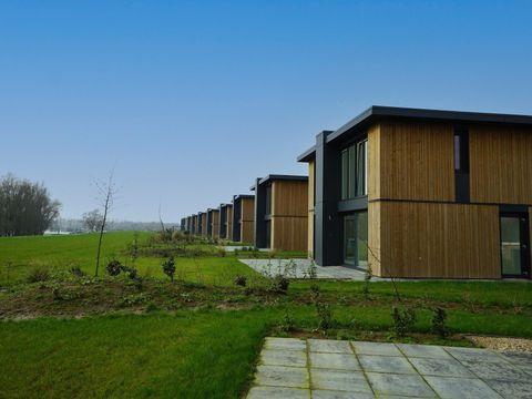 MAISON 10 personnes - Cube Magnifique