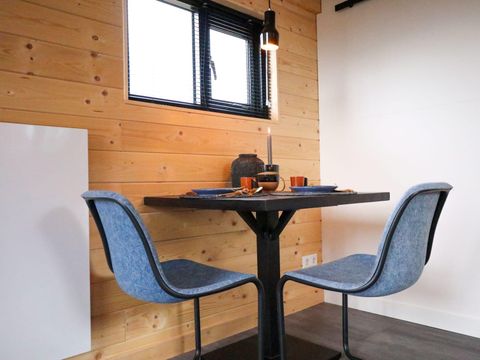 BUNGALOW 2 personnes - Petite maison