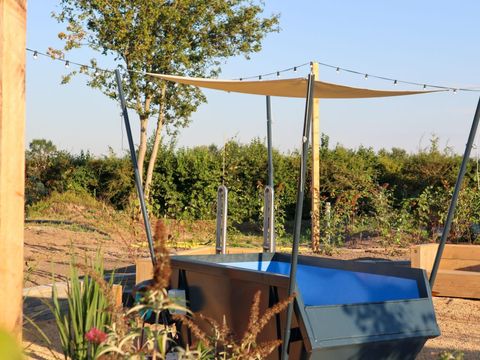 BUNGALOW 2 personnes - Petite maison