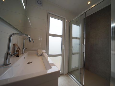 BUNGALOW 4 personnes - L-Cube