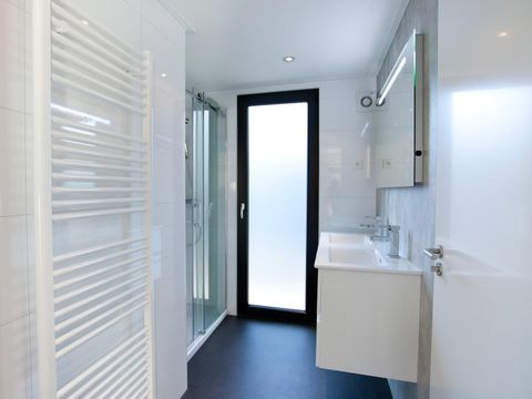 BUNGALOW 4 personnes - L-Cube