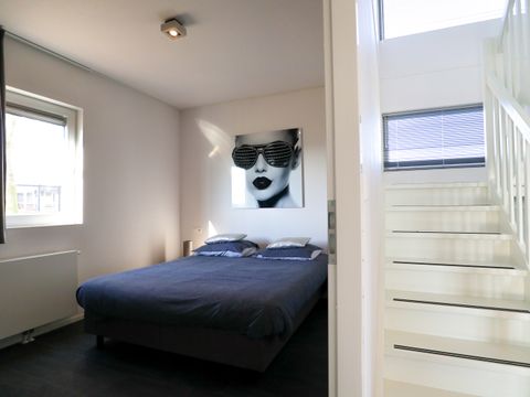 MAISON 8 personnes - Cube Magnefique