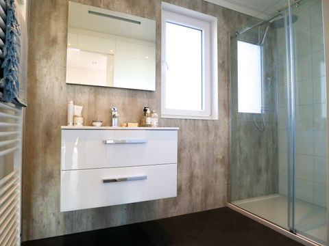MAISON 8 personnes - Cube Magnefique