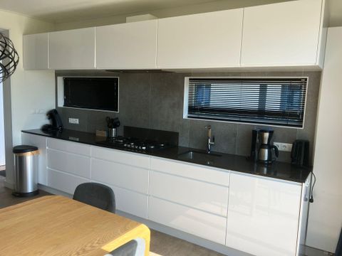MAISON 8 personnes - Cube Magnefique