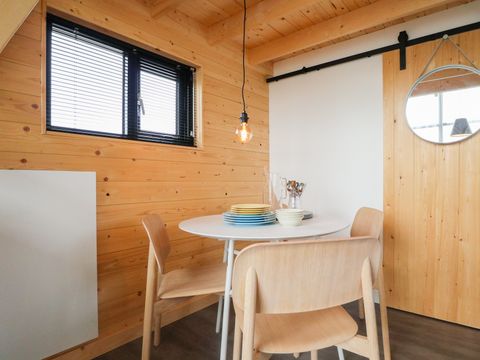 BUNGALOW 4 personnes - Petite maison