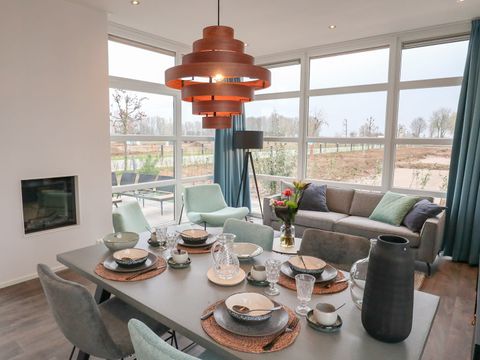 BUNGALOW 4 personnes - Cube Exclusif