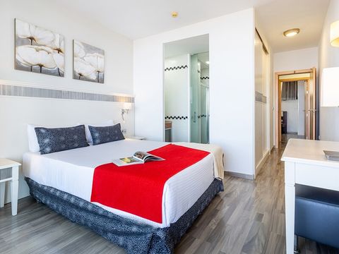 APPARTEMENT 6 personnes - Appartement 6 personnes - 2 chambres - Vue piscine APPARTEMENT 6 personnes - Appartement 6 personnes - 2 chambres - Vue piscine