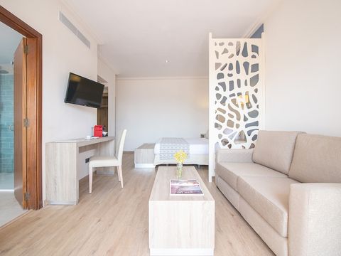 CHAMBRE 2 personnes - Supérieur - Terrasse ou Balcon - Petit-déjeuner inclus