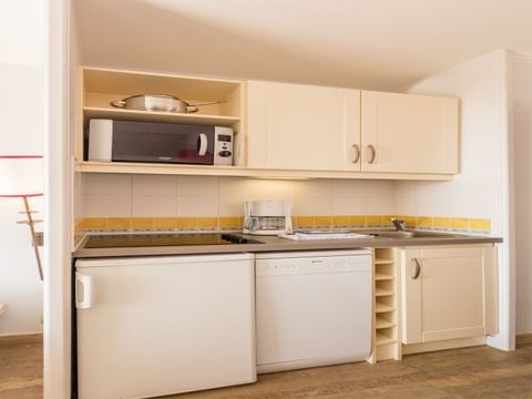 STUDIO 4 personnes - Studio - 1 alcôve - Terrasse ou balcon - climatisé