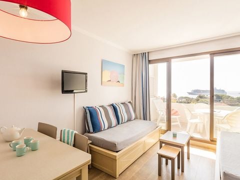STUDIO 4 personnes - Studio - 1 alcôve - Terrasse ou balcon - climatisé