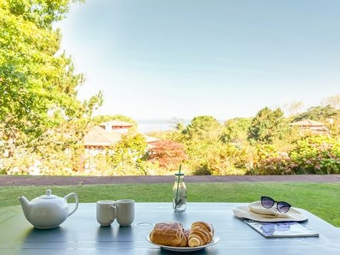 APPARTEMENT 6 personnes - - 1 chambre + 1 alcôve - Terrasse ou balcon