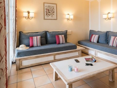 APPARTEMENT 6 personnes - - 1 chambre + 1 alcôve - Terrasse ou balcon