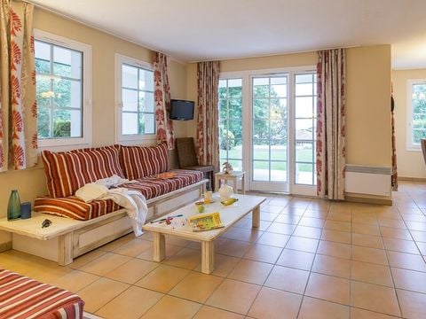 APPARTEMENT 6 personnes - - 1 chambre + 1 alcôve - Terrasse ou balcon - Eco