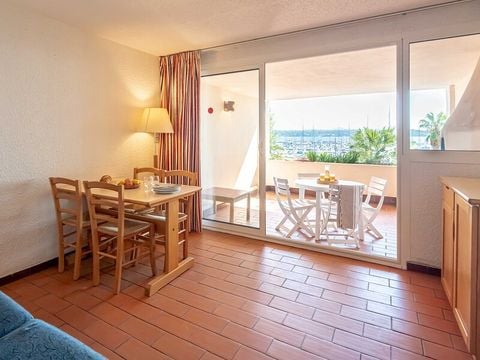 STUDIO 4 personnes - 1 coin nuit