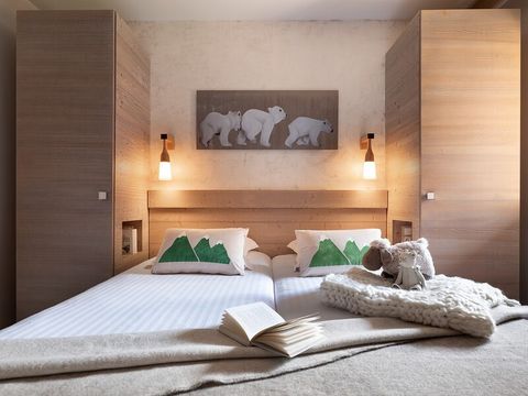 APPARTEMENT 6 personnes - 2 chambres - sauna - baignoire balnéo