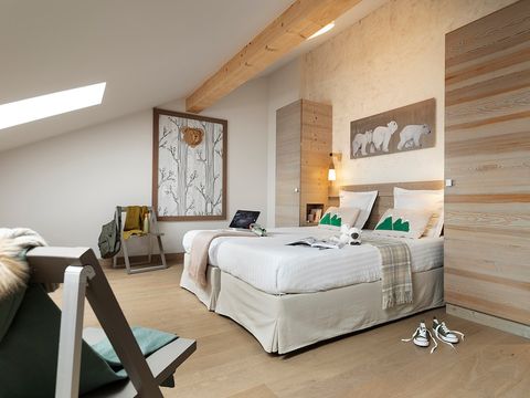 APPARTEMENT 8 personnes - (max 7 adultes) 3 chambres - sauna - baignoire balnéo