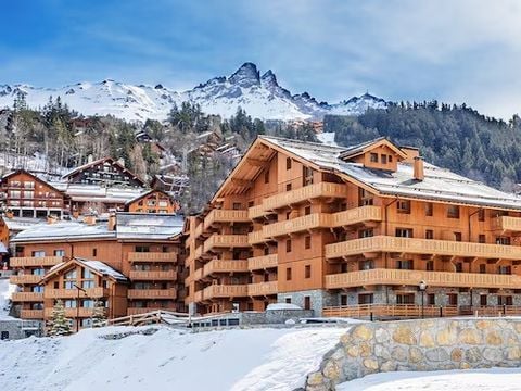Pierre & Vacances Premium Résidence L'Hévana - Camping Savoie