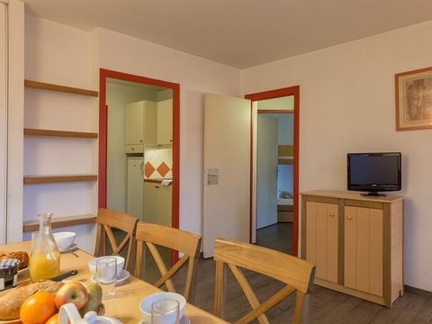 APPARTEMENT 8 personnes - 1 CHAMBRE + 1 COIN NUIT - RIVIÈRE