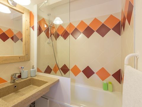 APPARTEMENT 6 personnes - 1 chambre + Cabine - Rénové