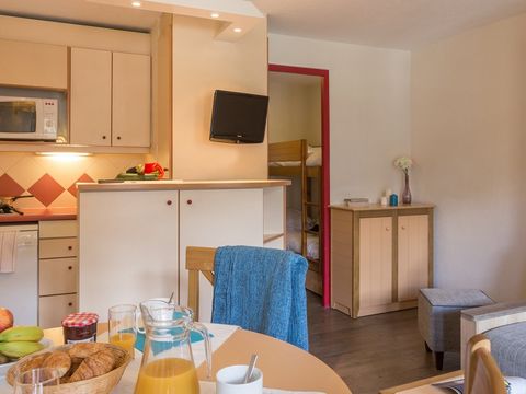 STUDIO 4 personnes - (max 2 adultes) Studio - 1 zone de couchage - Rénové