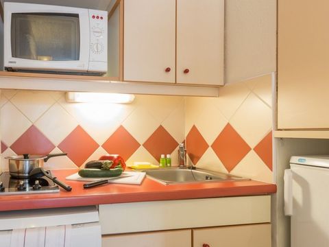 STUDIO 4 personnes - (max 2 adultes) Studio - 1 zone de couchage - Rénové