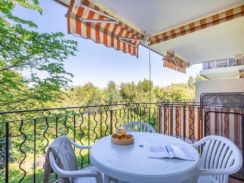 STUDIO 4 personnes - 1 coin nuit