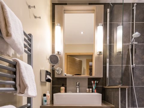 APPARTEMENT 6 personnes - 2 CHAMBRES - BALCON - VUE MONTAGNE