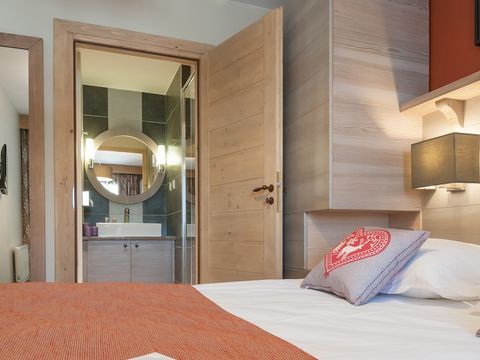 APPARTEMENT 6 personnes - 2 CHAMBRES - BALCON 