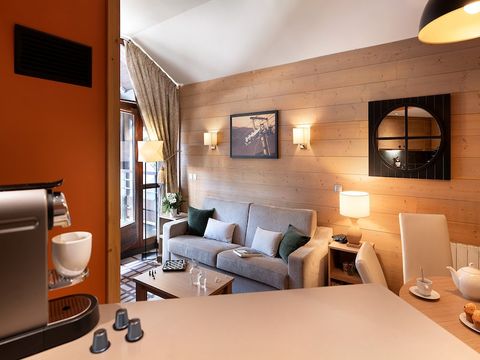 APPARTEMENT 4 personnes - 1 CHAMBRE - BALCON - DIMANCHE