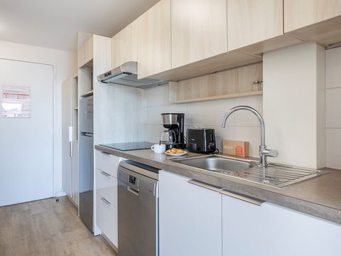 Studio 5 personnes - 1 coin - Nuit - Vue mer