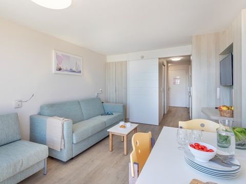 Studio 5 personnes - 1 coin - Nuit - Vue mer