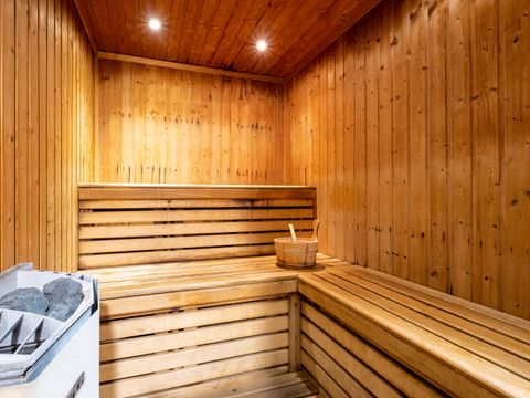 Pierre & Vacances Premium Résidence La Ginabelle - Camping Haute-Savoie