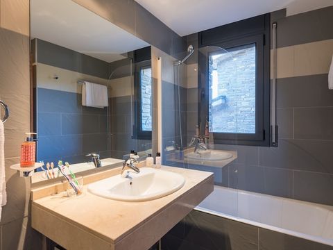 APPARTEMENT 6 personnes - (max 4 adultes) Standard