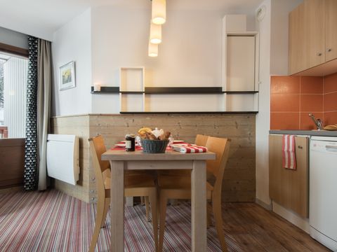 APPARTEMENT 4 personnes - 1 CHAMBRE - BALCON