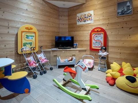 Pierre & Vacances Premium Résidence Les Chalets du Forum - Camping Savoie - Image N°10