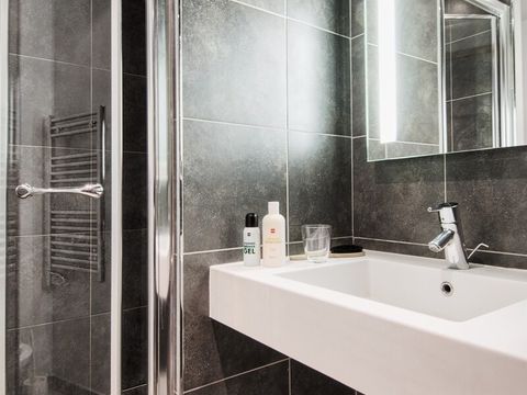 APPARTEMENT 8 personnes - (max 6 adultes) Supérieur
