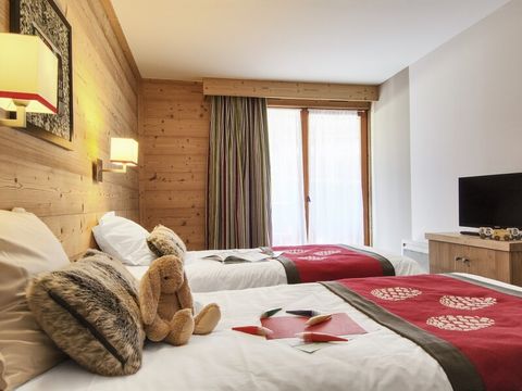 APPARTEMENT 10 personnes - (max 9 adultes) Supérieur