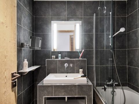 APPARTEMENT 10 personnes - (max 9 adultes) Supérieur