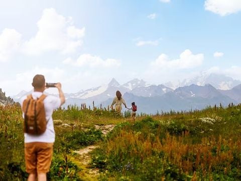 Pierre & Vacances Premium Résidence Les Chalets du Forum - Camping Savoie - Image N°7