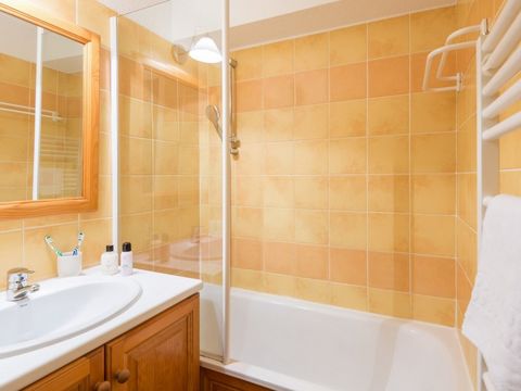 STUDIO 4 personnes - Studio 4 personnes - 1 coin nuit - Vue montagne dégagée