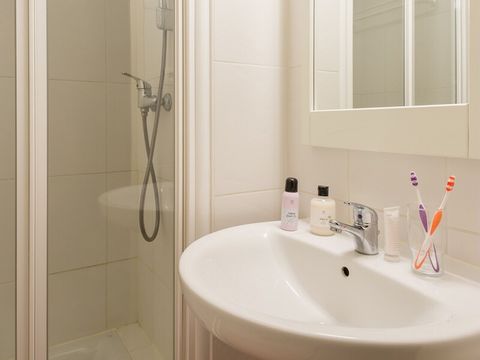 APPARTEMENT 7 personnes - (max 6 adultes) Standard