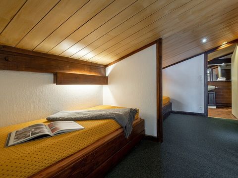 Appartement 8 personnes - 1 chambre - 1 coin - Nuit - Duplex