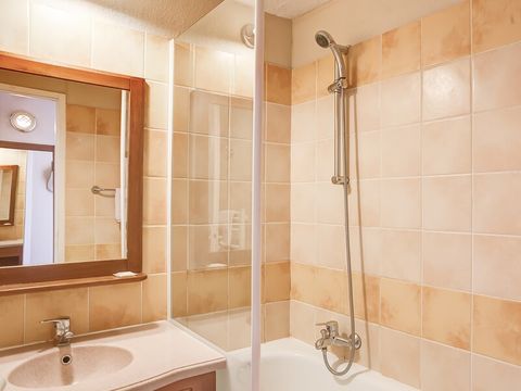 APPARTEMENT 5 personnes - (max 4 adultes) Standard