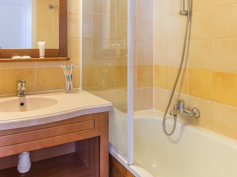 APPARTEMENT 6 personnes - (max 3 adultes) Standard