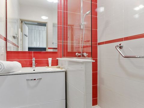 APPARTEMENT 4 personnes - 1 chambre - Vue jardin